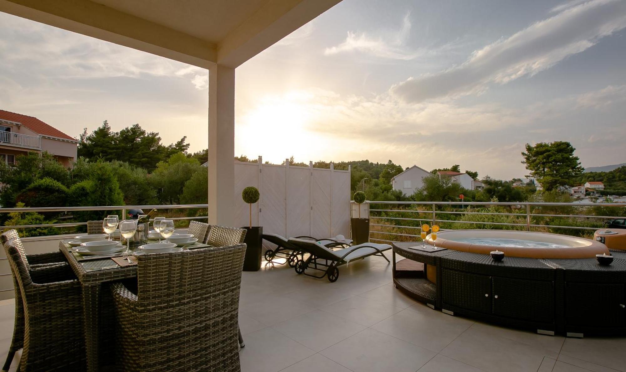Villa Kora - Luxury Holiday Apartments Λομπάρδα Εξωτερικό φωτογραφία